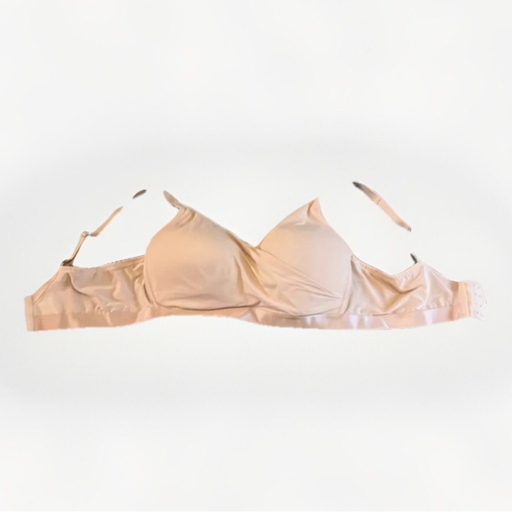 Déesse Penningtons Cross-Over Wireless Bra 42D Plus